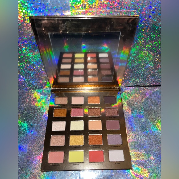 Iconic London Sunset To Sunrise Eyeshadow Palette ICONIC London | Makeup | Iconic London Sunset To Sunrise Eyeshadow